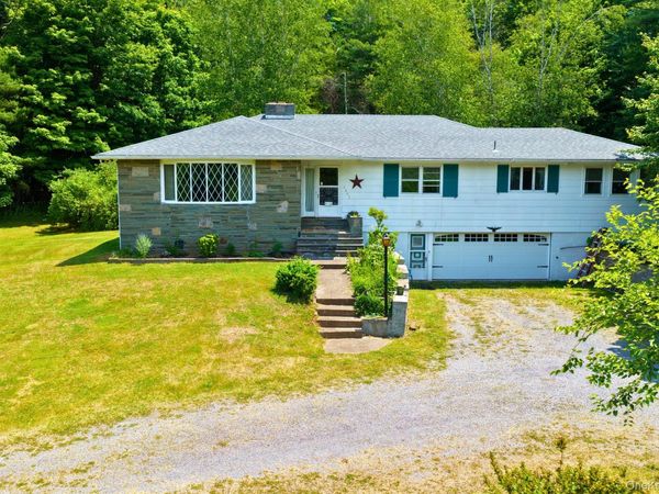 4492 Route 32 , Catskill, NY 12414