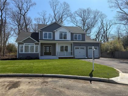 3 lotto Court Lake Grove, NY 11755