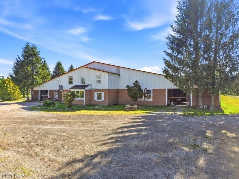 14535 Sperry Road, Newbury, OH 44065 Photo 3