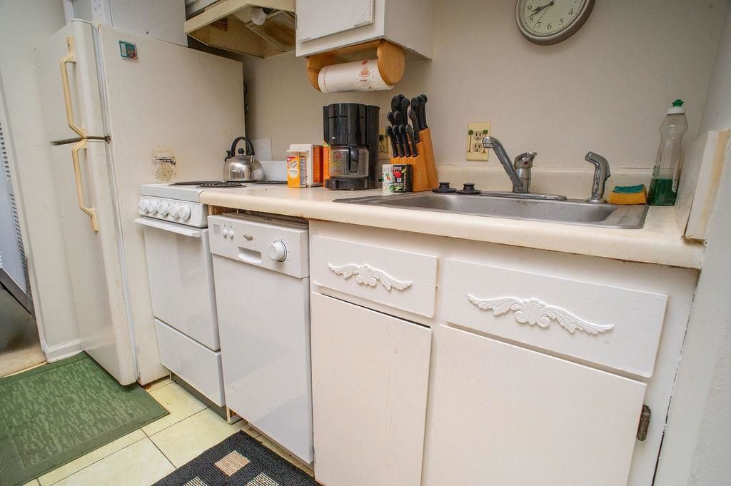 1025 Plantation Dr. Photo 15