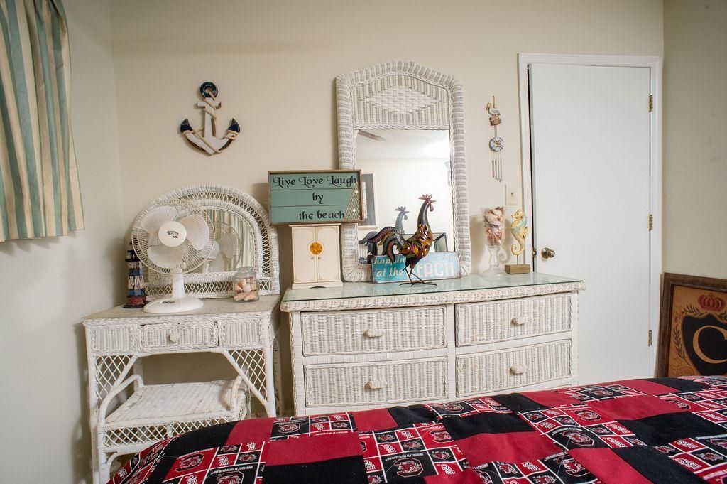 1025 Plantation Dr. Photo 18