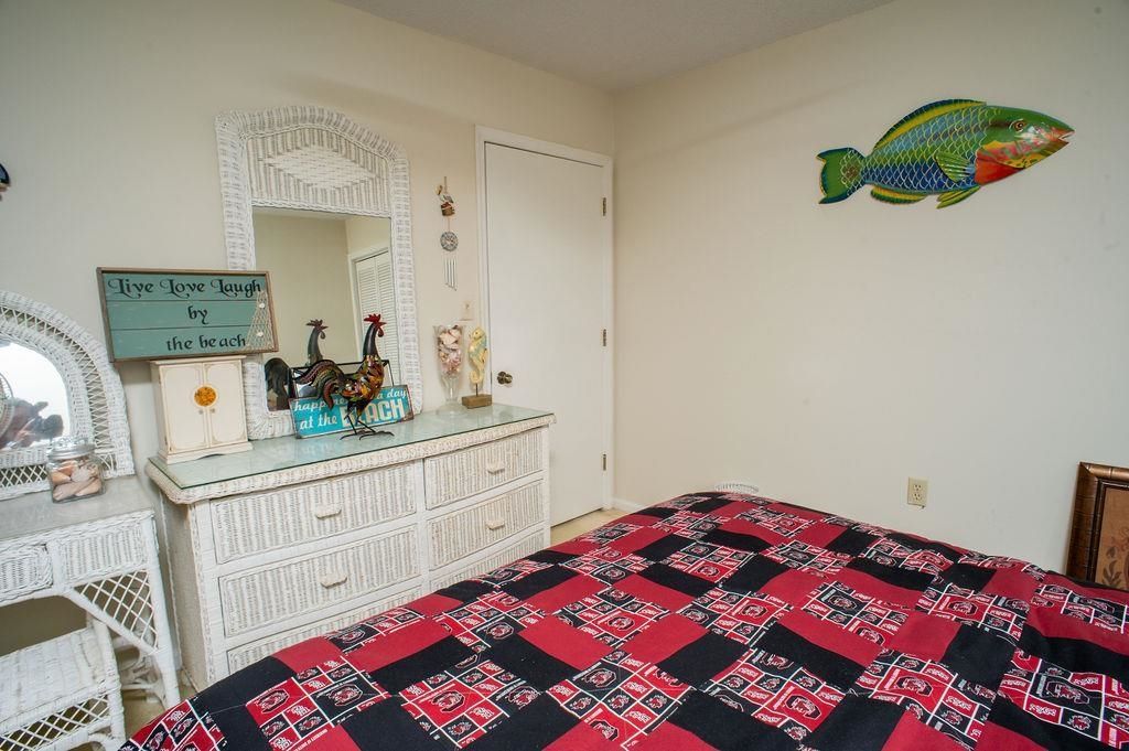 1025 Plantation Dr. Photo 21