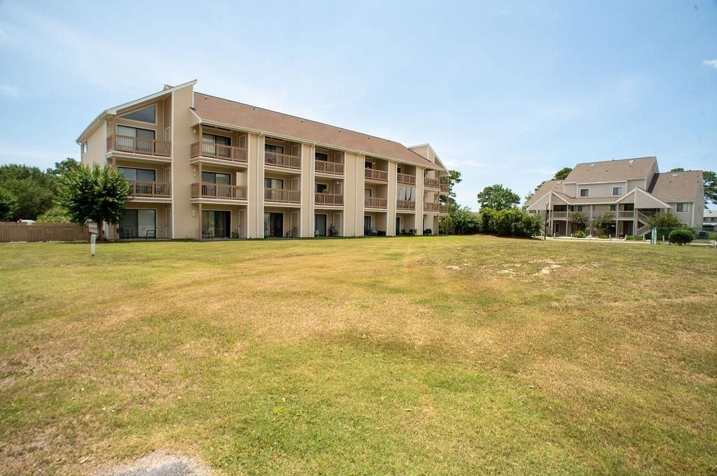 1025 Plantation Dr. Photo 36