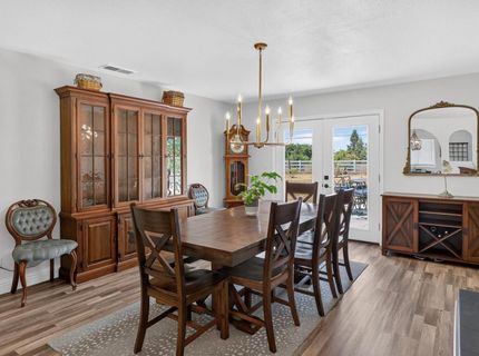 11890 Cresthill Dr, Elk Grove, CA 95624 Photo