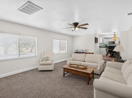 11890 Cresthill Dr, Elk Grove, CA 95624 Photo