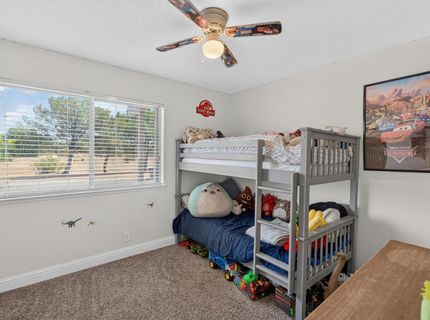 11890 Cresthill Dr, Elk Grove, CA 95624 Photo