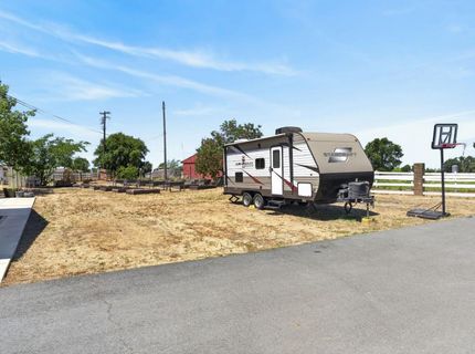 11890 Cresthill Dr, Elk Grove, CA 95624 Photo