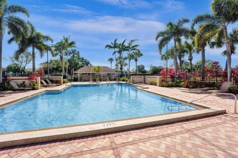 865 Blue Ridge Circle, West Palm Beach, FL 33409 Photo