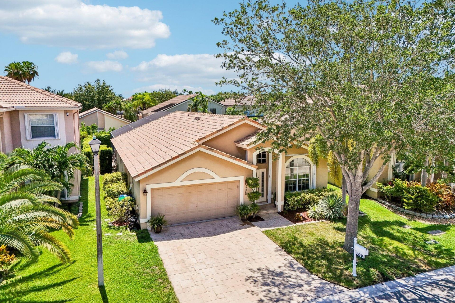 5258 NW 112th Terrace, Coral Springs, FL 33076 Photo