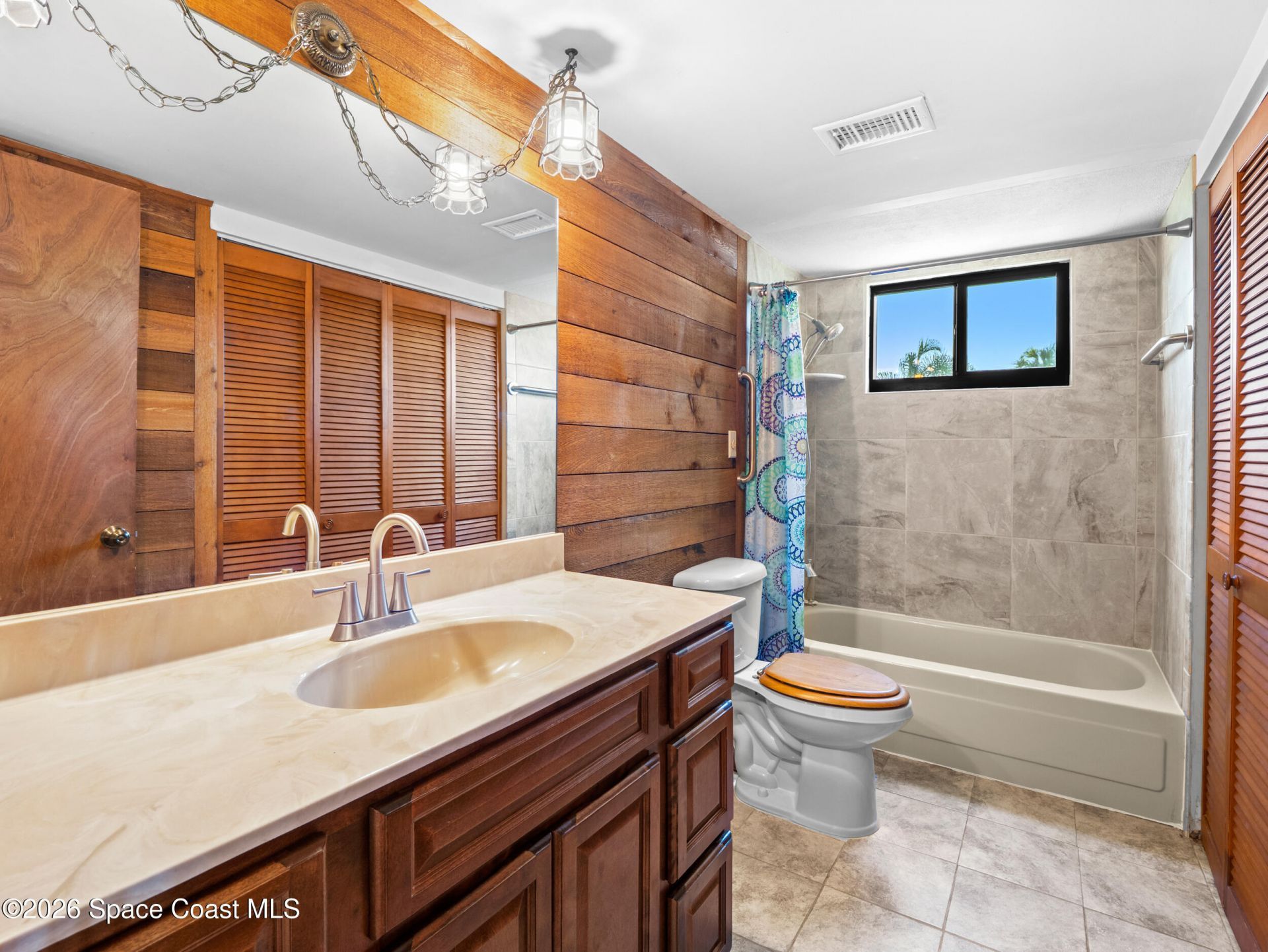 558 Harrison Avenue, Cape Canaveral, FL 32920 Photo