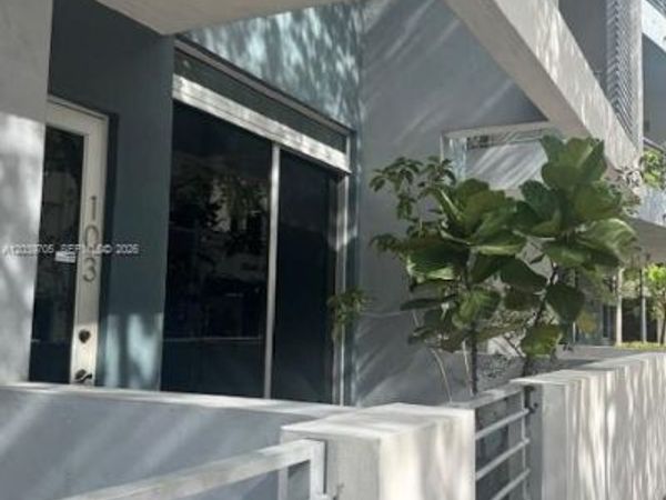 3339 Virginia St , Unit 105, Miami, FL 33133