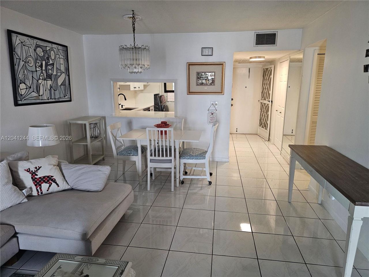 215 SE 3rd Ave, Unit 205A, Hallandale Beach, FL 33009 Photo