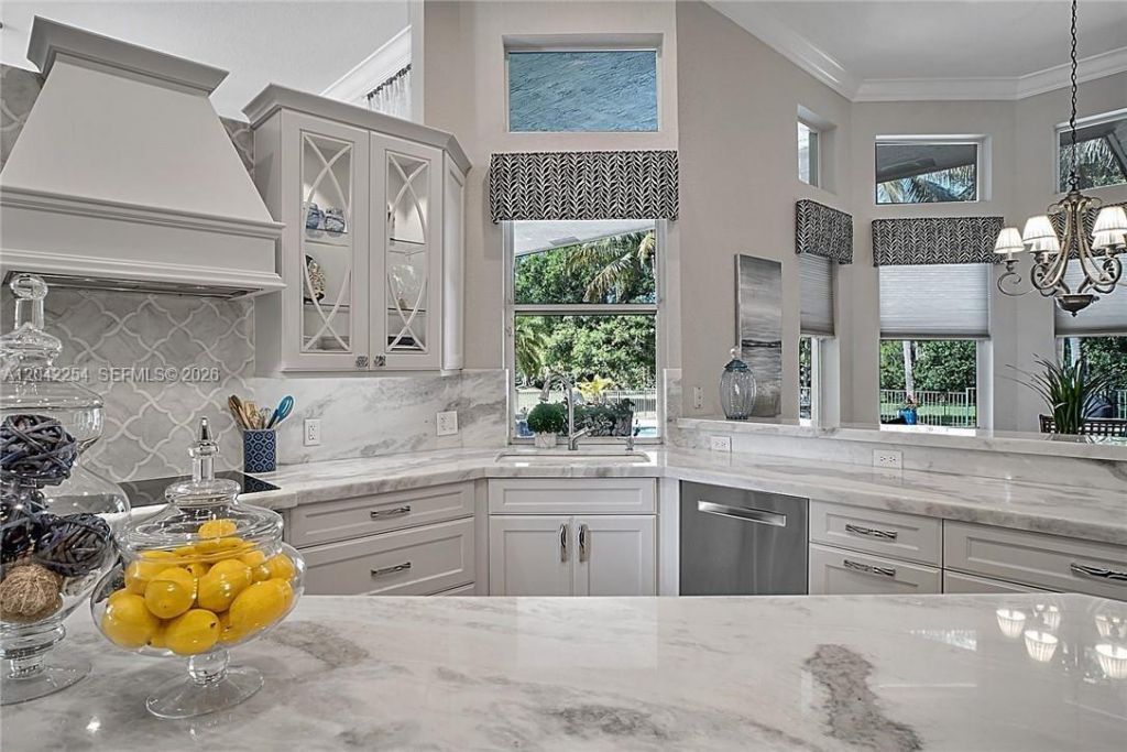6807 NW 66th Way, Parkland, FL 33067 Photo