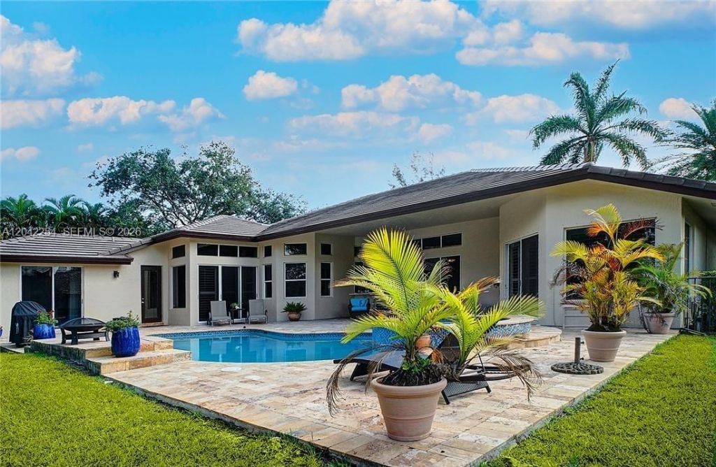 6807 NW 66th Way, Parkland, FL 33067 Photo