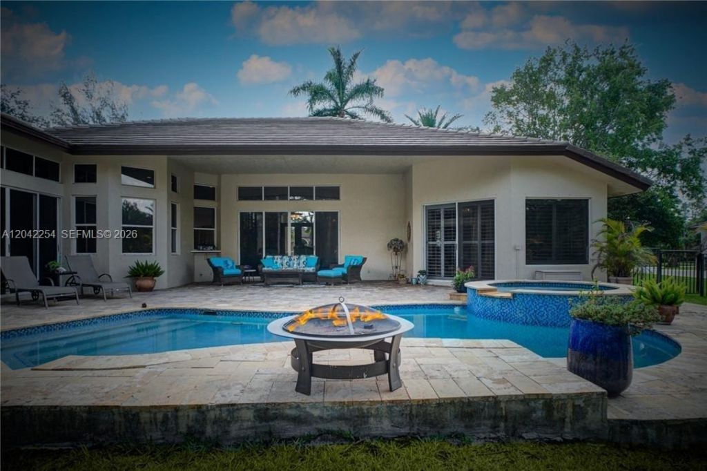 6807 NW 66th Way, Parkland, FL 33067 Photo
