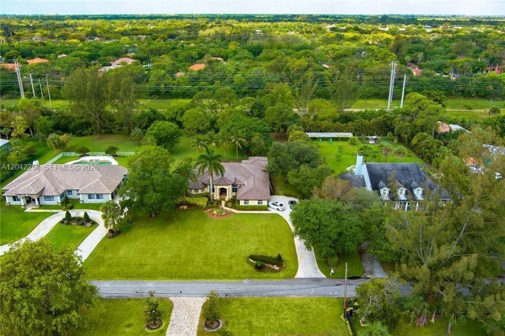 6807 NW 66th Way, Parkland, FL 33067 Photo