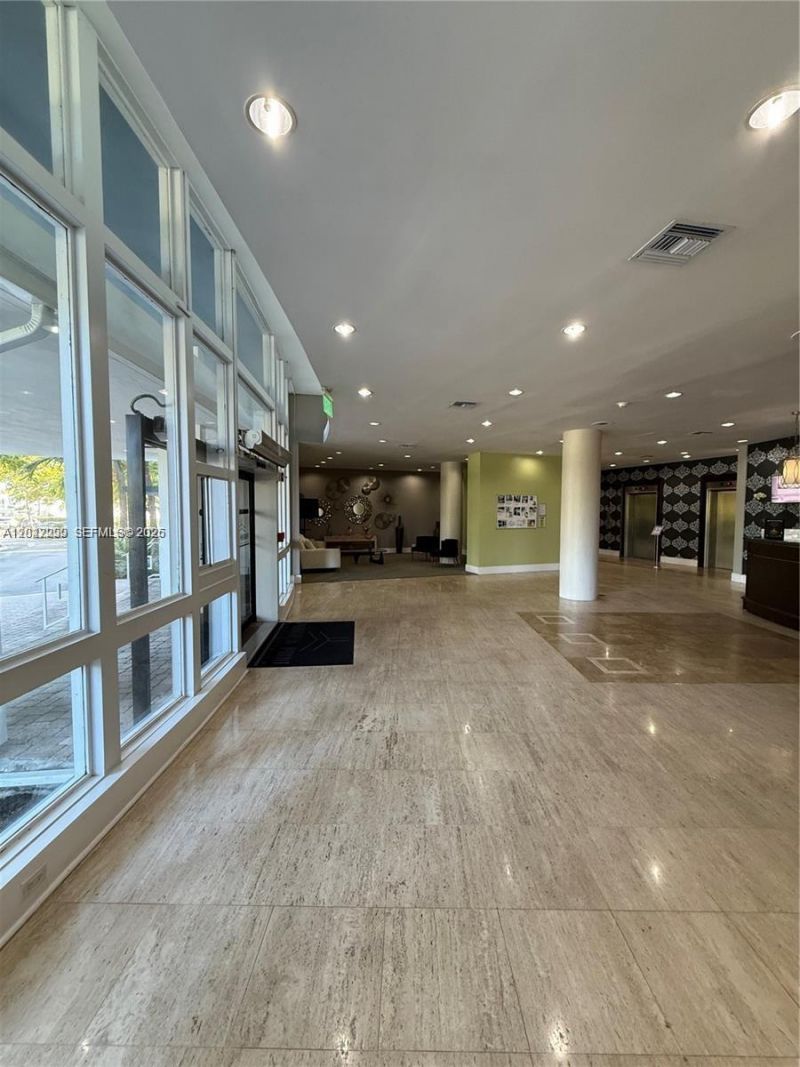 7441 Wayne Ave , Unit 15i, Miami Beach, FL 33141 Photo