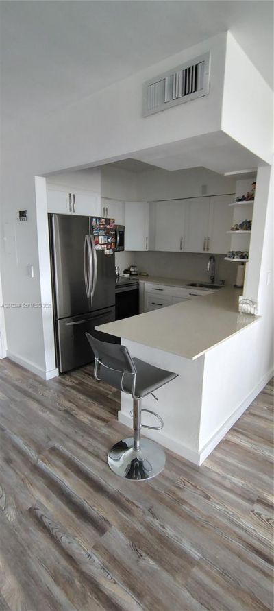 7441 Wayne Ave , Unit 15i, Miami Beach, FL 33141 Photo