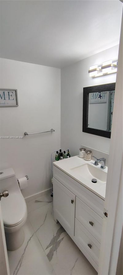 7441 Wayne Ave , Unit 15i, Miami Beach, FL 33141 Photo