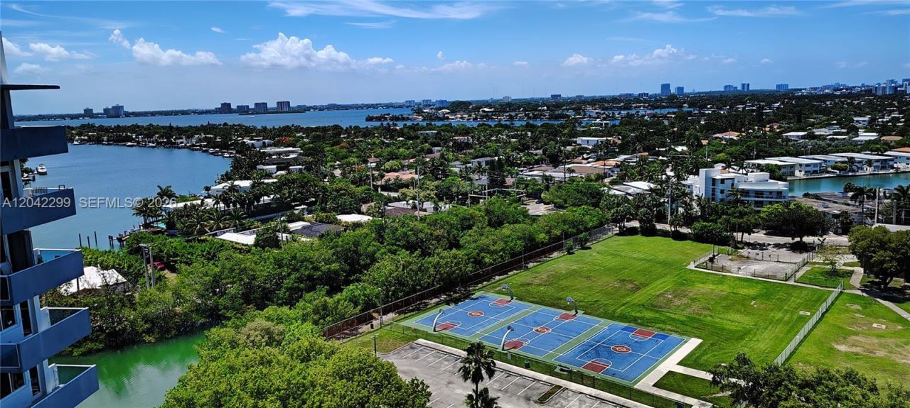 7441 Wayne Ave , Unit 15i, Miami Beach, FL 33141 Photo