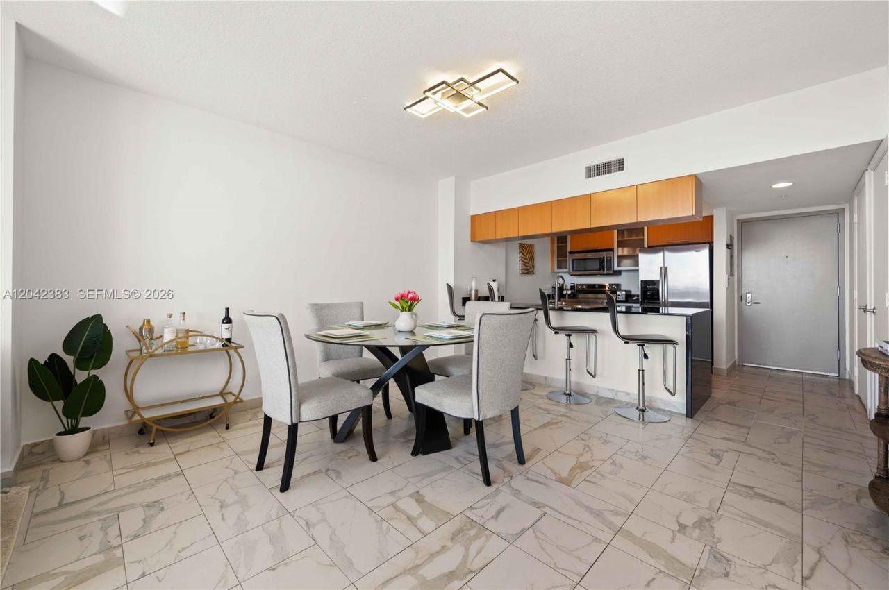 1750 N Bayshore Dr, Unit 5212, Miami, FL 33132 Photo