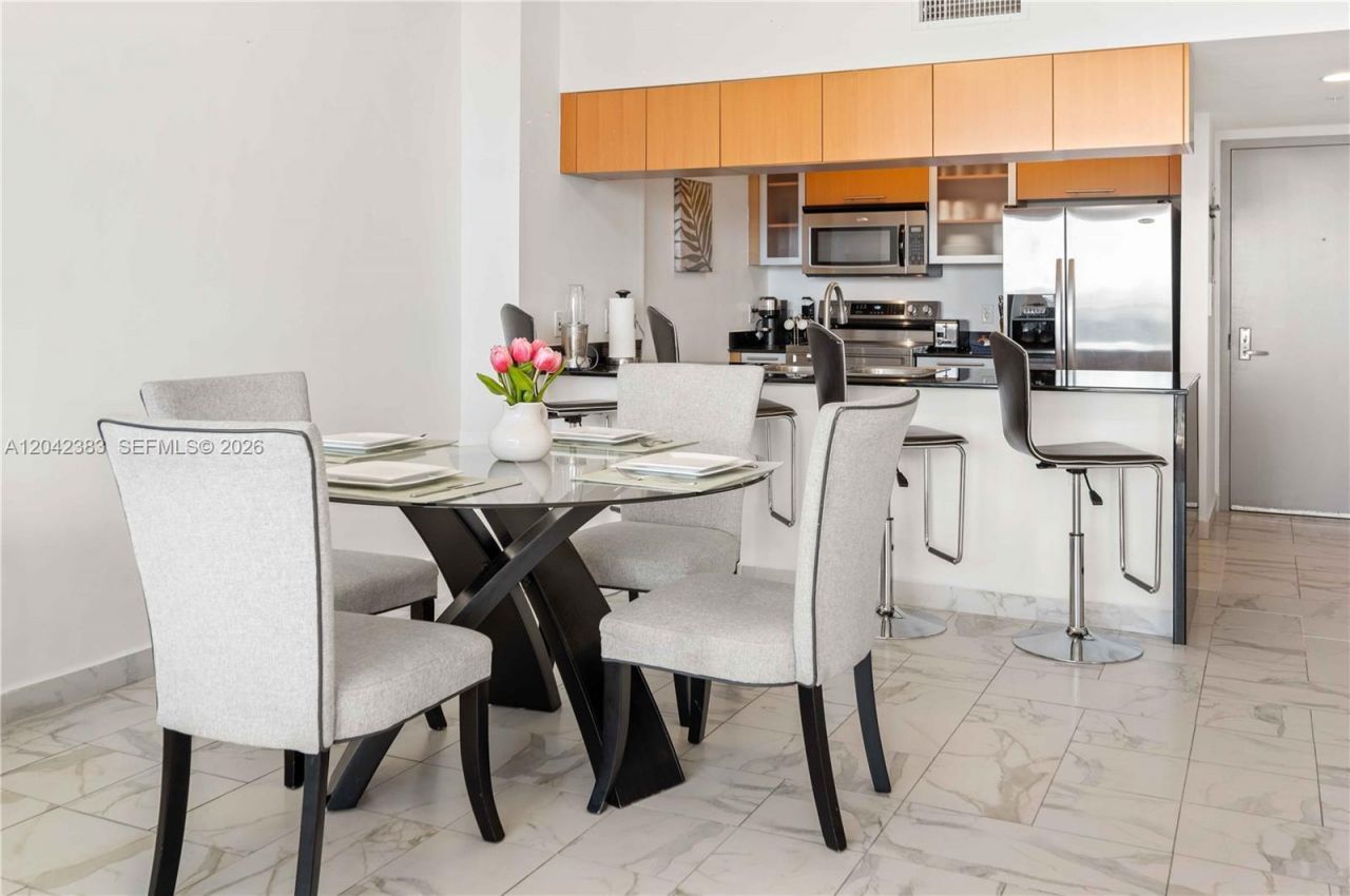 1750 N Bayshore Dr, Unit 5212, Miami, FL 33132 Photo
