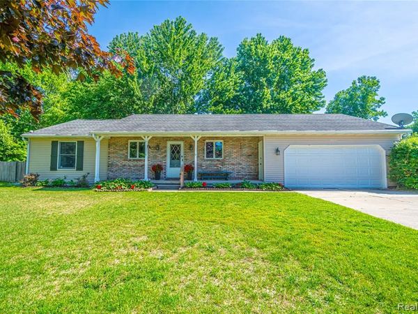 3241 Simpson Road , Fort Gratiot Twp, MI 48059