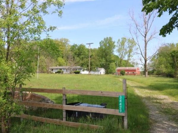 34429 33 Mile Road, Richmond Twp, MI 48062