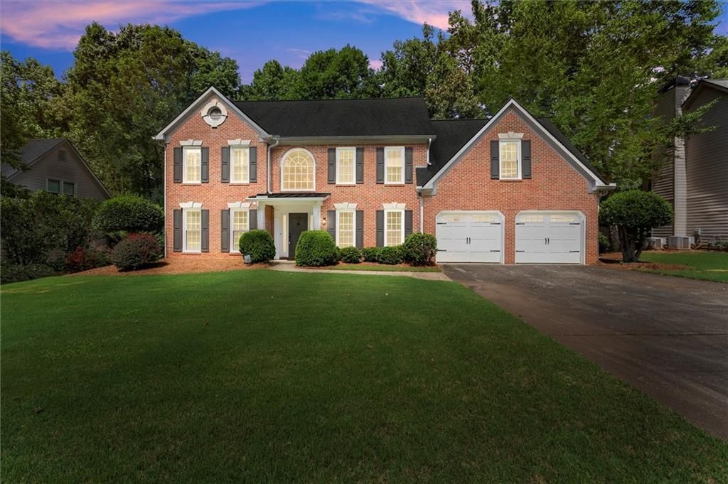2316 Woodcrest Drive Se, Smyrna, GA 30082 Main Photo