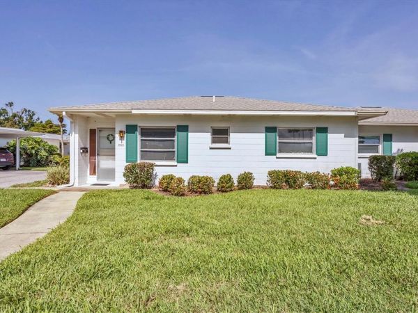 1060 COCKRILL STREET , Unit 1060, VENICE, FL 34285