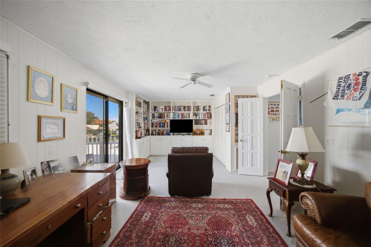 4912 58th Avenue S, Saint Petersburg, FL 33715 Photo
