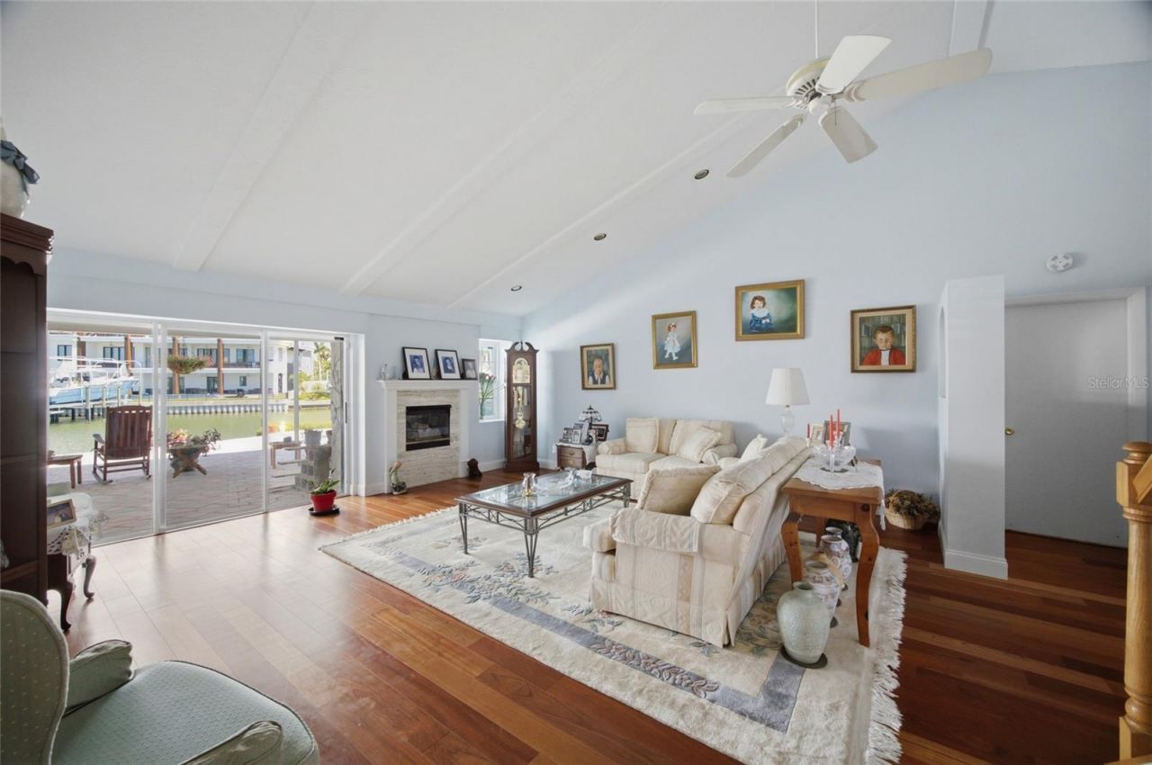 4912 58th Avenue S, Saint Petersburg, FL 33715 Photo