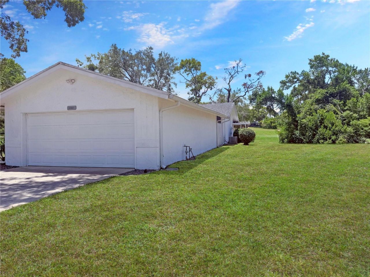12901 Club Drive , Hudson, FL 34667 Photo