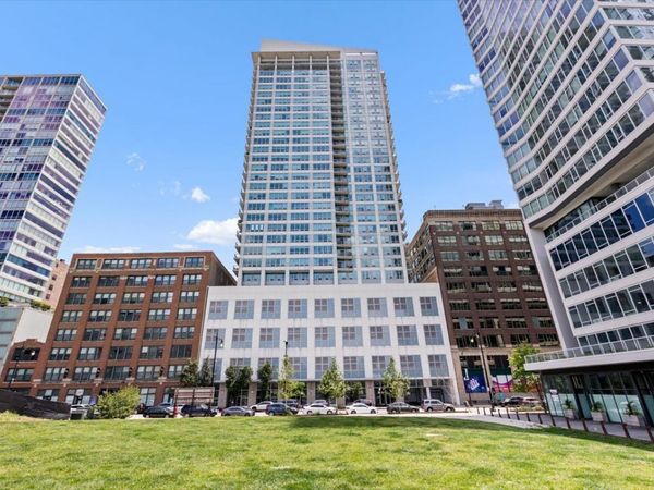 701 S WELLS Street, Unit 2005, Chicago, IL 60607