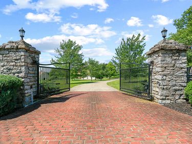 1601 Sahalee Drive, Lexington, KY 40511