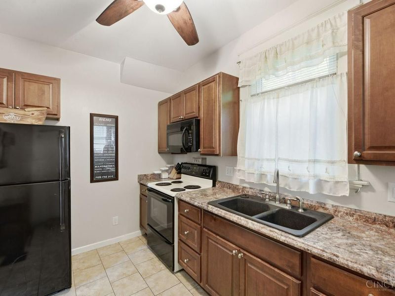 2006 Baltimore Avenue, Cincinnati, OH 45225 Photo 10
