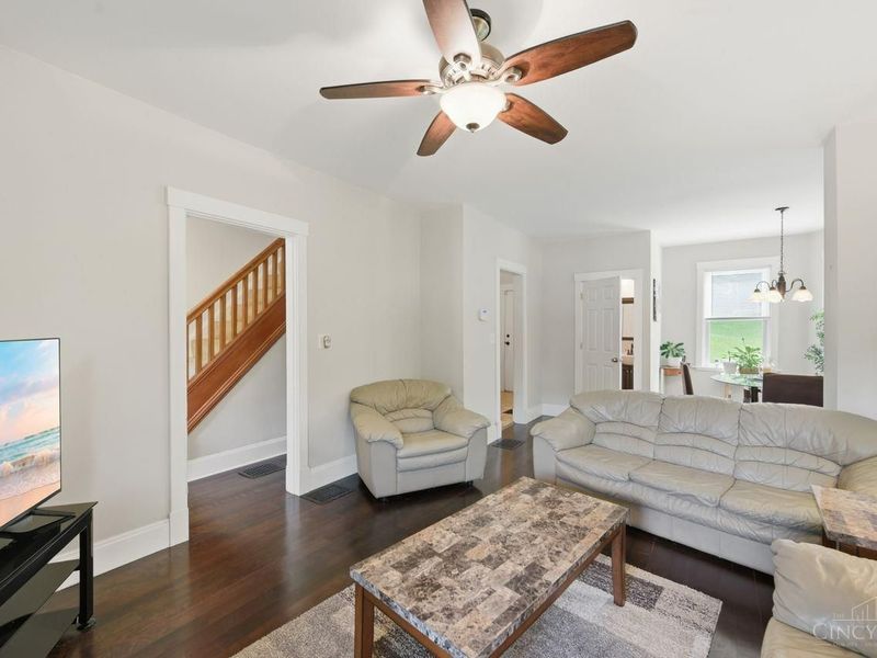 2006 Baltimore Avenue, Cincinnati, OH 45225 Photo 6