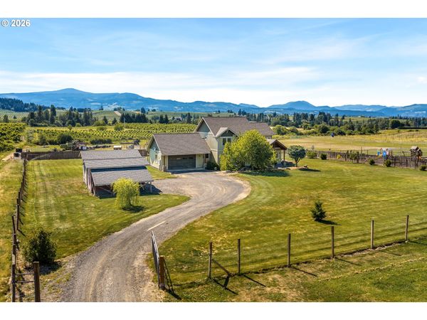 3066 THOMSEN RD, Hood River, OR 97031