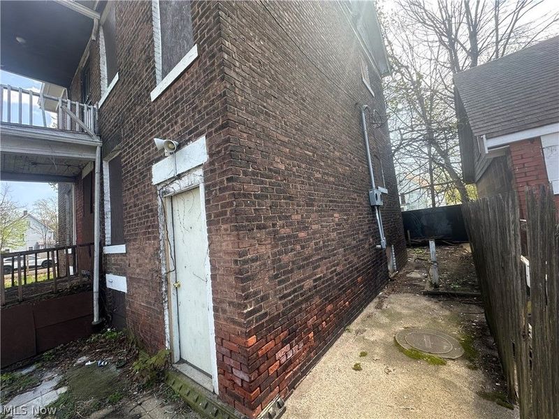 6404 Carl Avenue, Cleveland, OH 44103 Photo 13