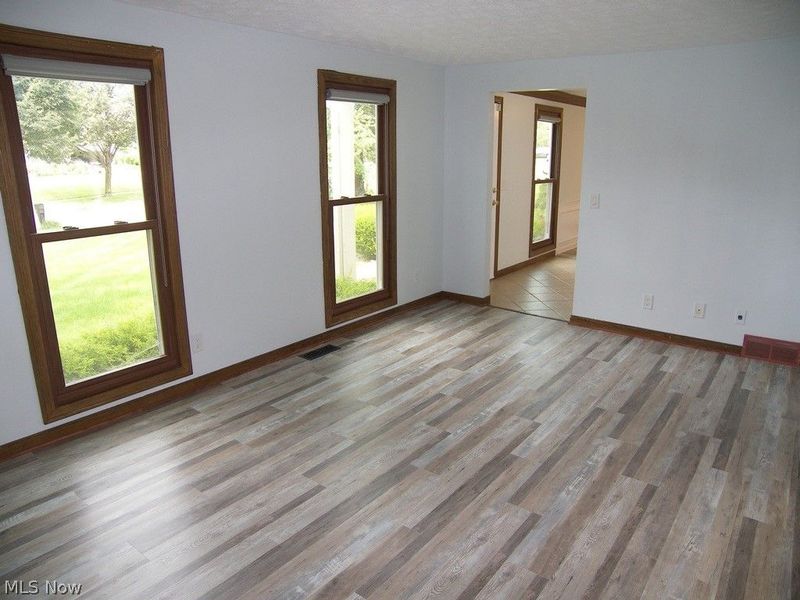 32156 S Roundhead Drive, Solon, OH 44139 Photo 2