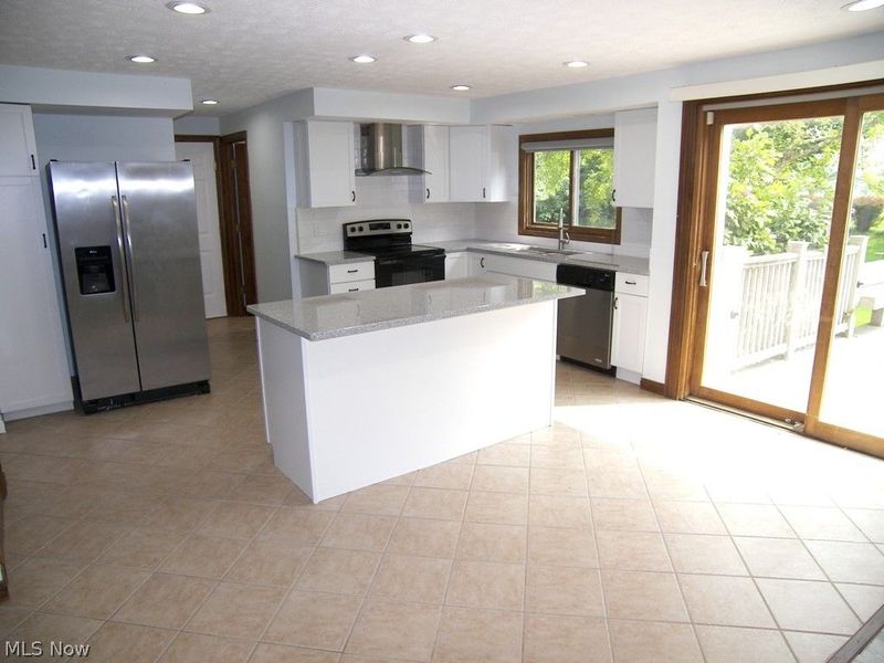 32156 S Roundhead Drive, Solon, OH 44139 Photo 6