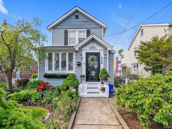 348 Hendrickson Avenue , Valley Stream, NY 11580