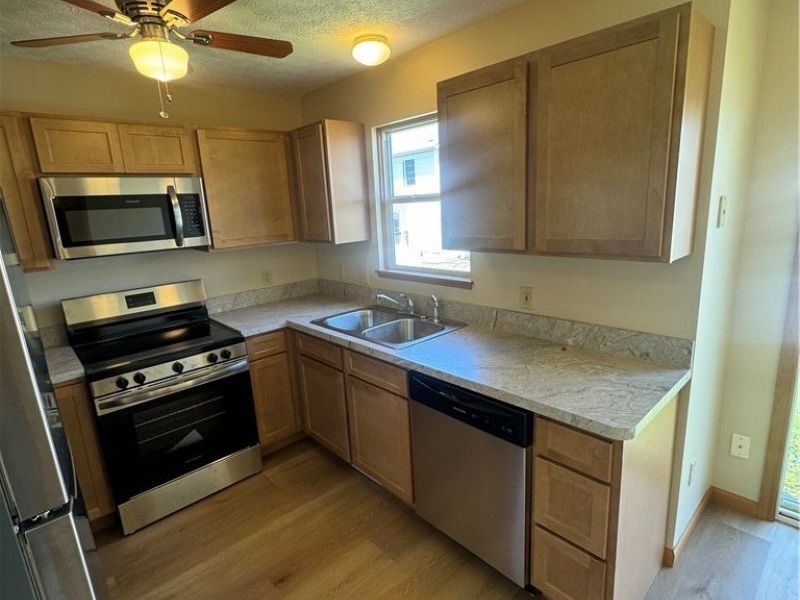 951 Penn Place, Painesville, OH 44077 Photo 2