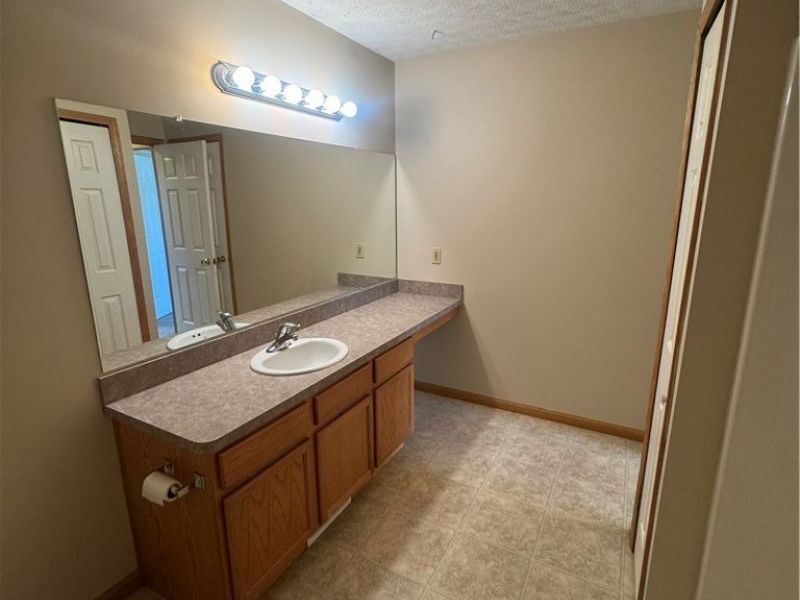 951 Penn Place, Painesville, OH 44077 Photo 20