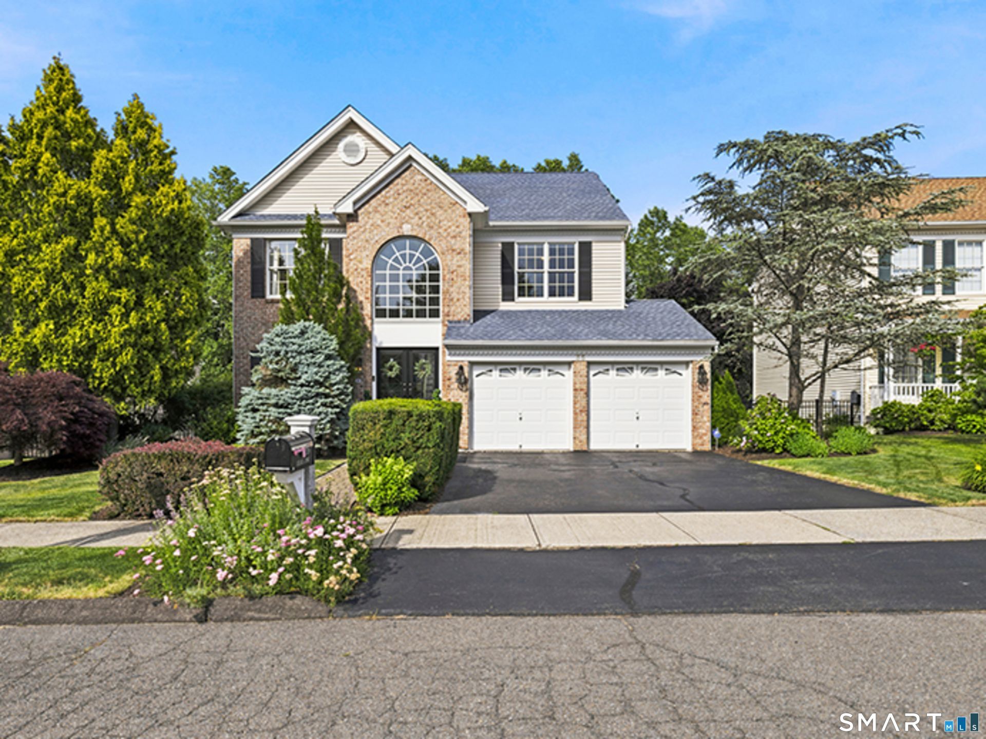 35 Lilac, Danbury, CT 06810 Main Photo