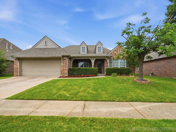 12521 S Date Place , Jenks, OK 74037