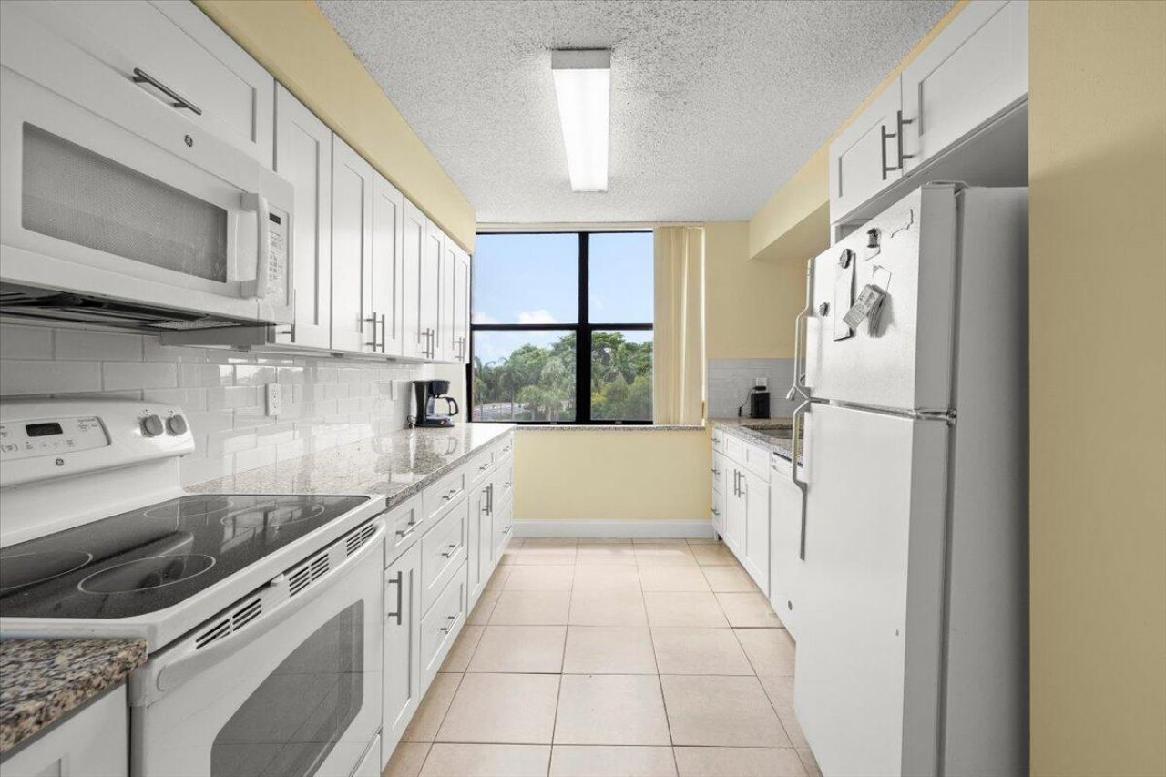 2255 Lindell Boulevard, Unit 4401, Delray Beach, FL 33444 Photo