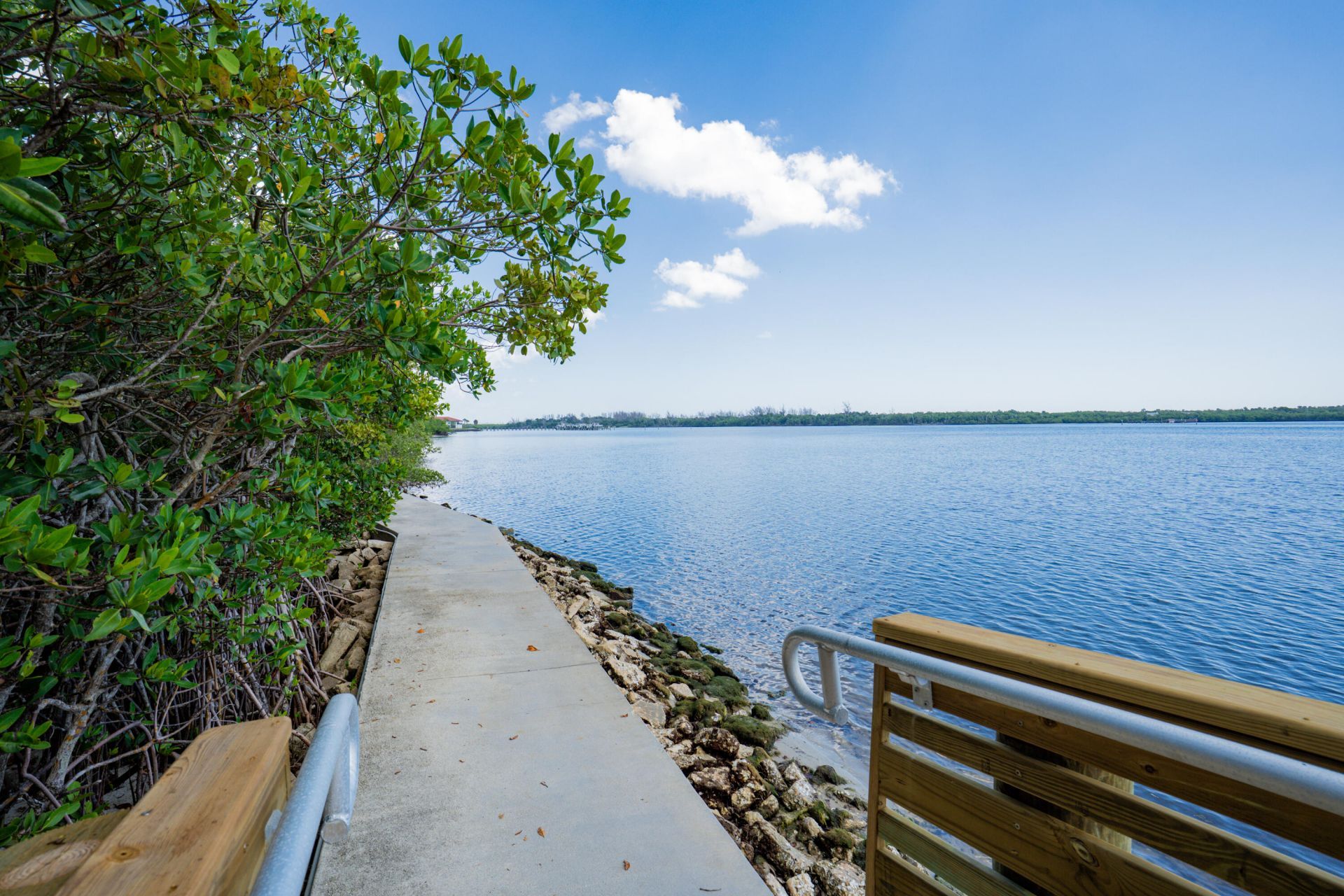 6163 SE Riverboat Drive, Unit 1018, Stuart, FL 34997 Photo