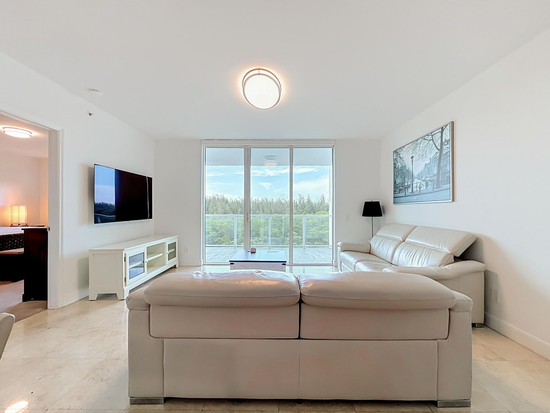 14951 Royal Oaks Lane, Unit 505, North Miami, FL 33181 Photo