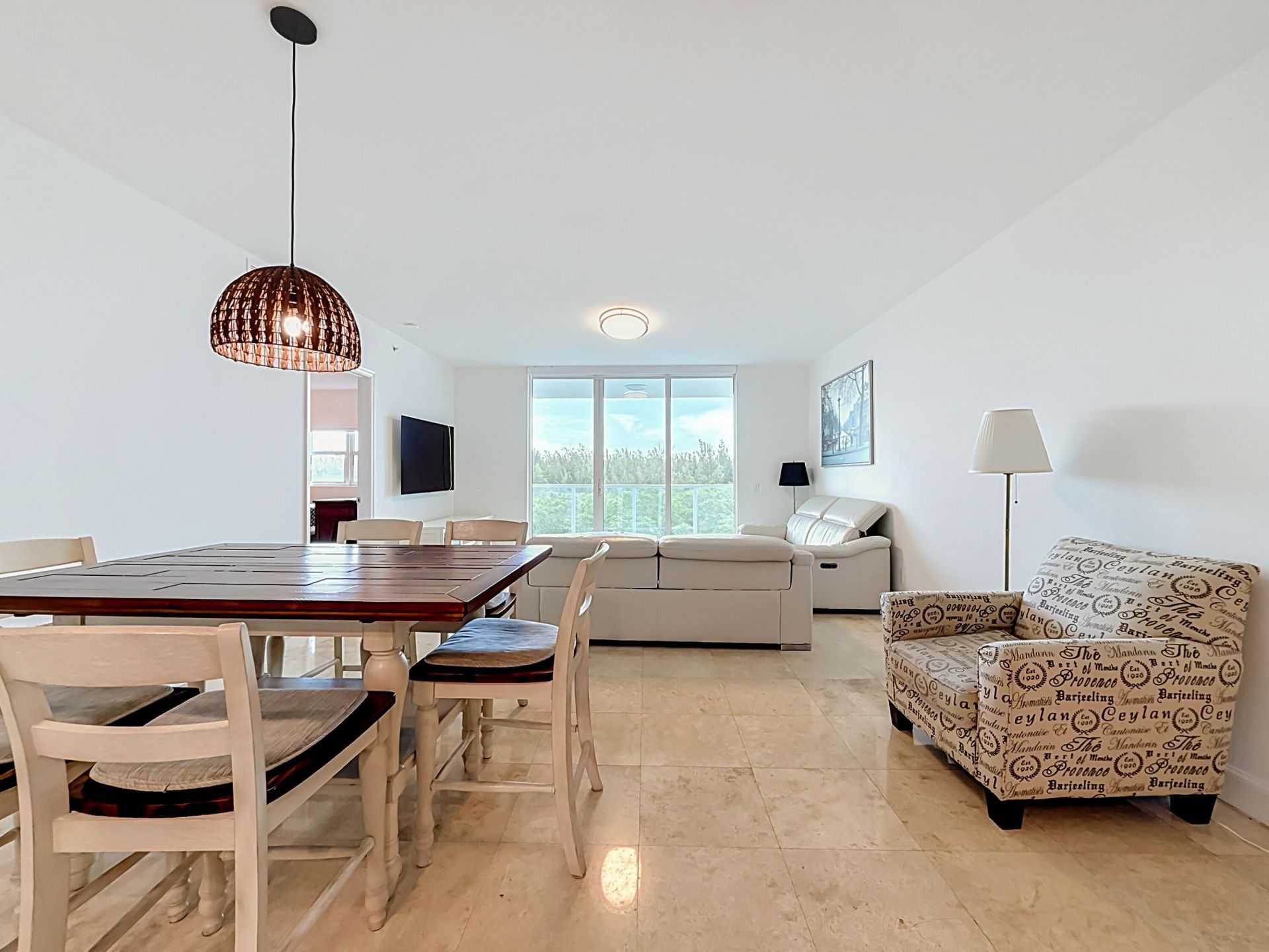14951 Royal Oaks Lane, Unit 505, North Miami, FL 33181 Photo